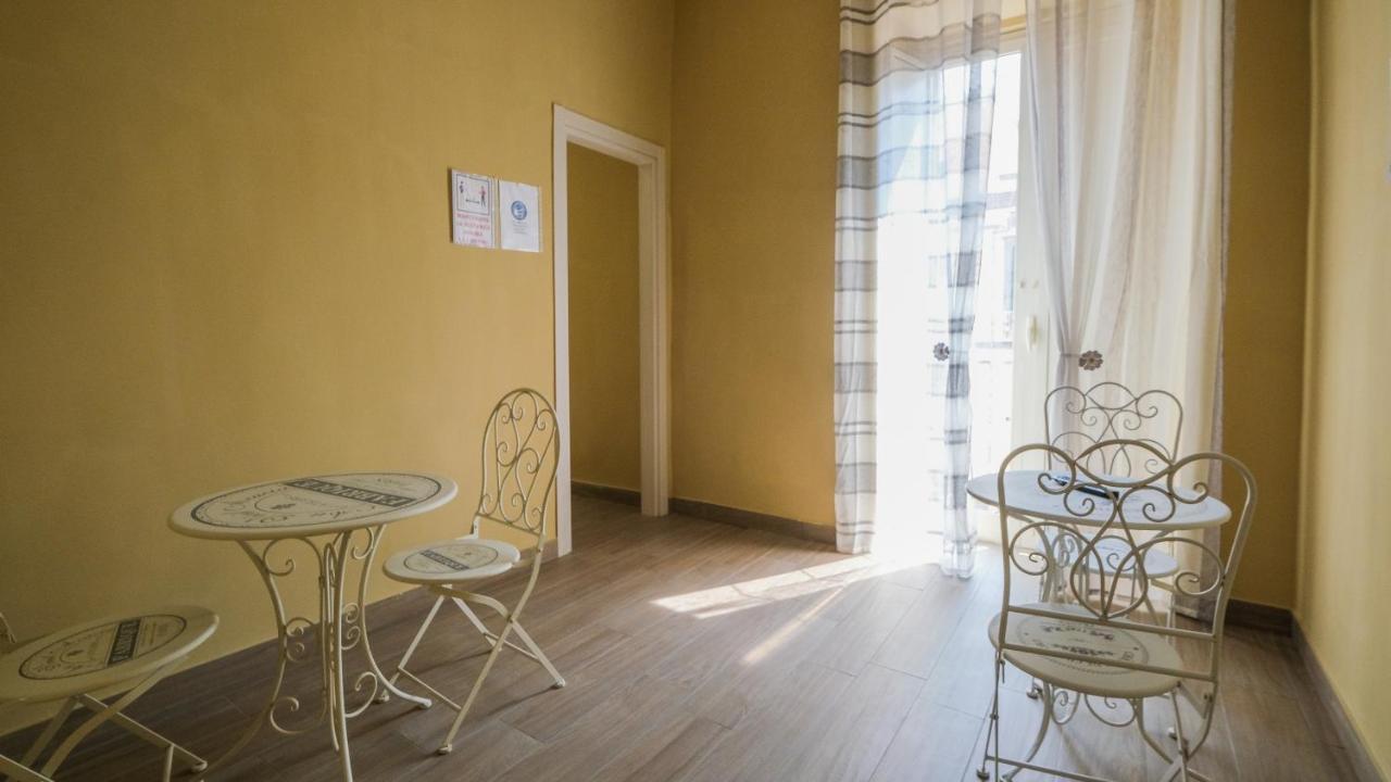 Royal Dante Bed & Breakfast Naples Exterior photo