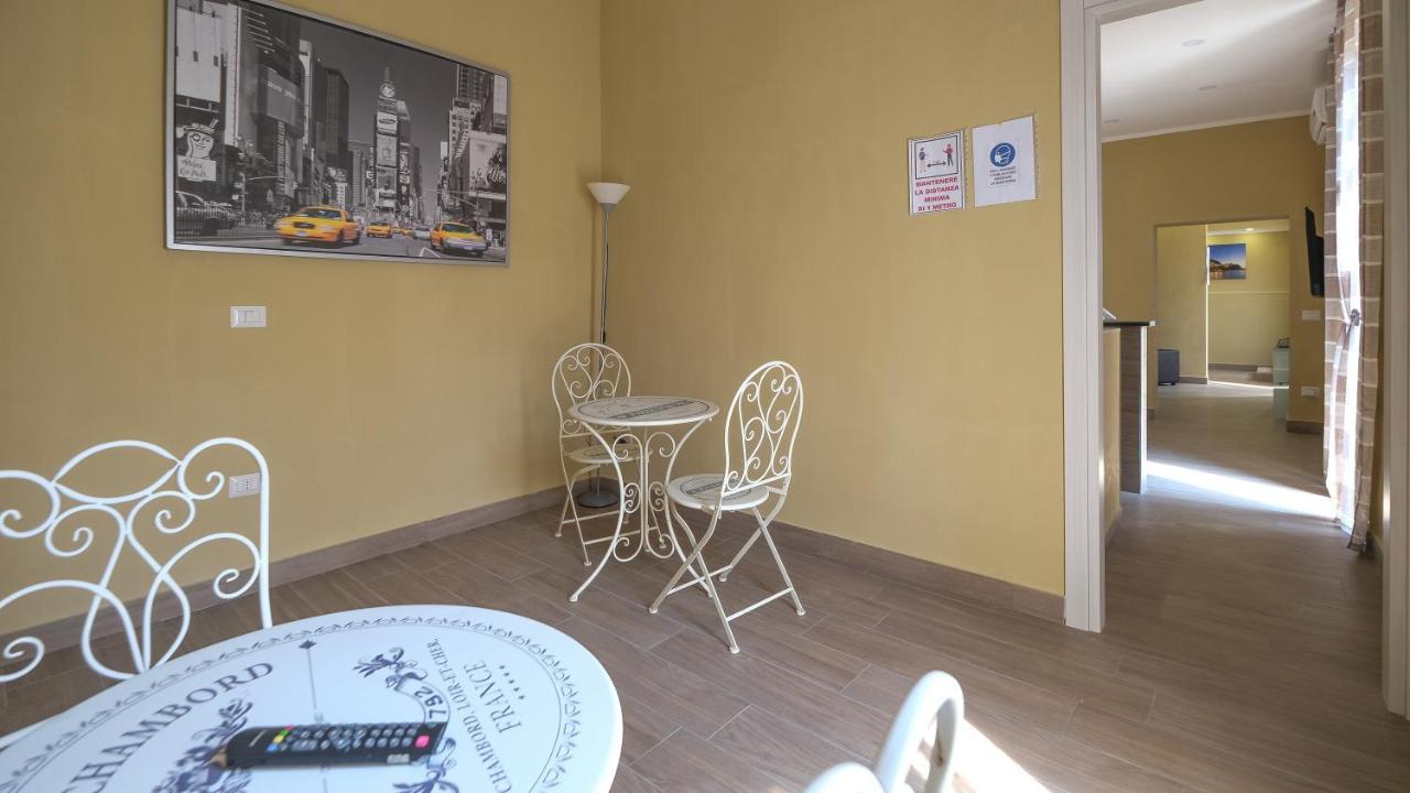 Royal Dante Bed & Breakfast Naples Exterior photo